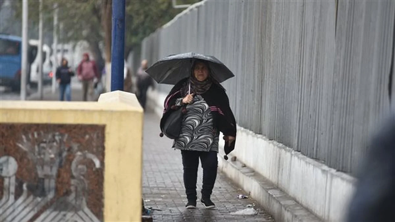 توقعات وصول زخات الأمطار إلى القاهرة ضمن خريطة الطقس المتقلب في مصر اليوم